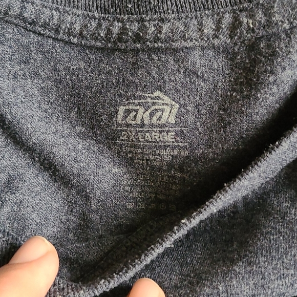 Lakai tshirt - Picture 3 of 3